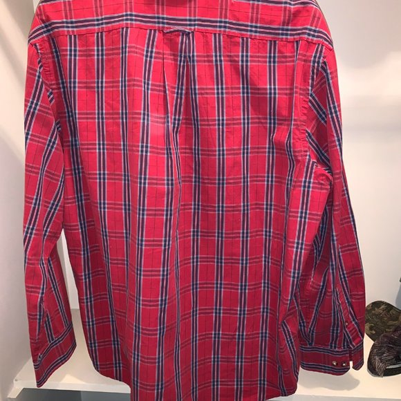 IZOD Long-Sleeve Button-Down Plaid Shirt - Picture 2 of 2
